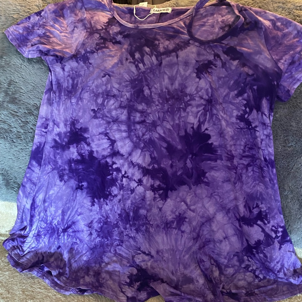 Pretty purple tie dyed tunic shirt with cutout